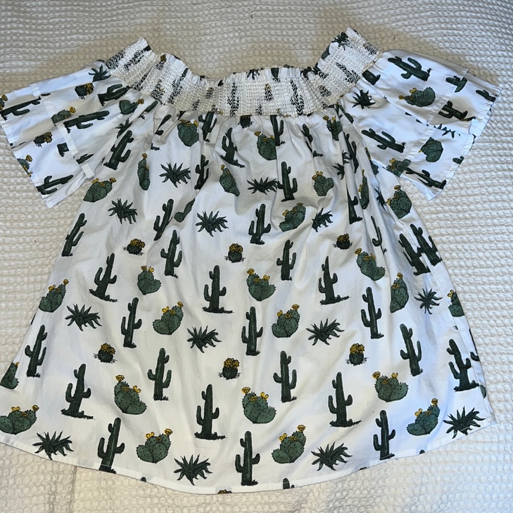 Women’s cactus flowy shirt